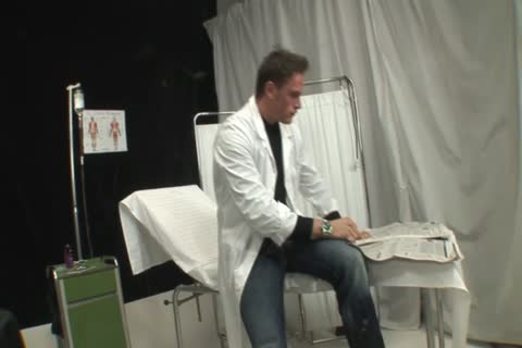 ladyboy Letizia acquires suck At Dr. Office