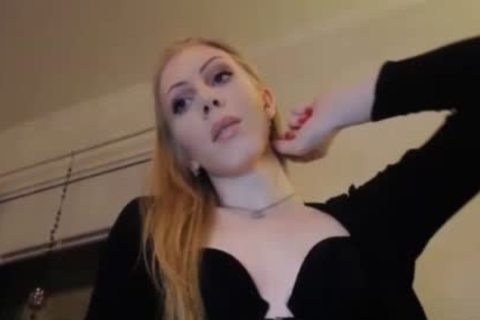 good blond monstrous 10-Pounder tgirl cam Show