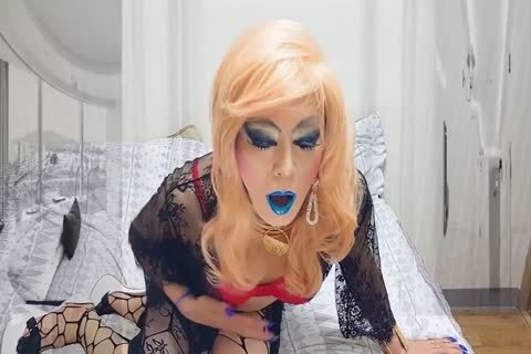 Shemales Doing Makeup - makeup at Full Tranny Tube