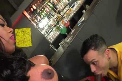 Waleska Sargentely - Cums In The mouth Of The Deejay