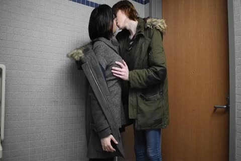 T Gurl lesbian babes Have fun In A Public baths