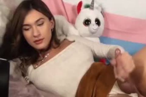 attractive young brunette hair tranny Jerks bushy large 10-Pounder