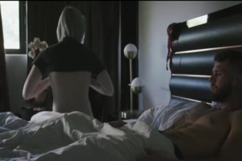 lewd man Enjoys Having pleasure With Her Petite TBabe Girlfriend Ella Hollywood