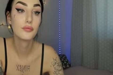 Full Tattoos German Transgirl Shows Off kinky Body