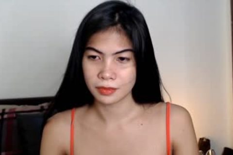 'marvelous shemale Pinay hottie Masturbating On web camera'