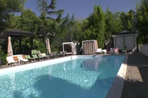 Ultimate pleasure For Raphaella Ferrari bareback