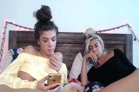 Bigdicktrannynicole Live tranny