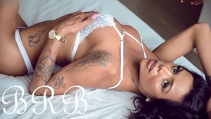 sanz13: Enticing Eros Escapade